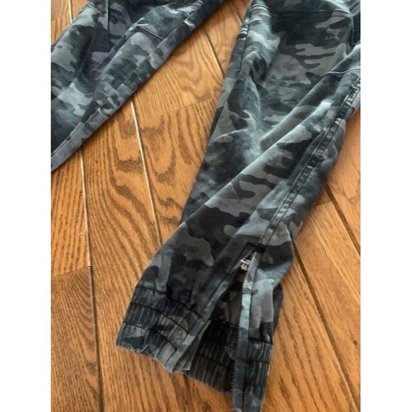 Spanx Women Sz Large Gray Camo Stretch Twill Cargo Jogger Size - Picture 6 of 14